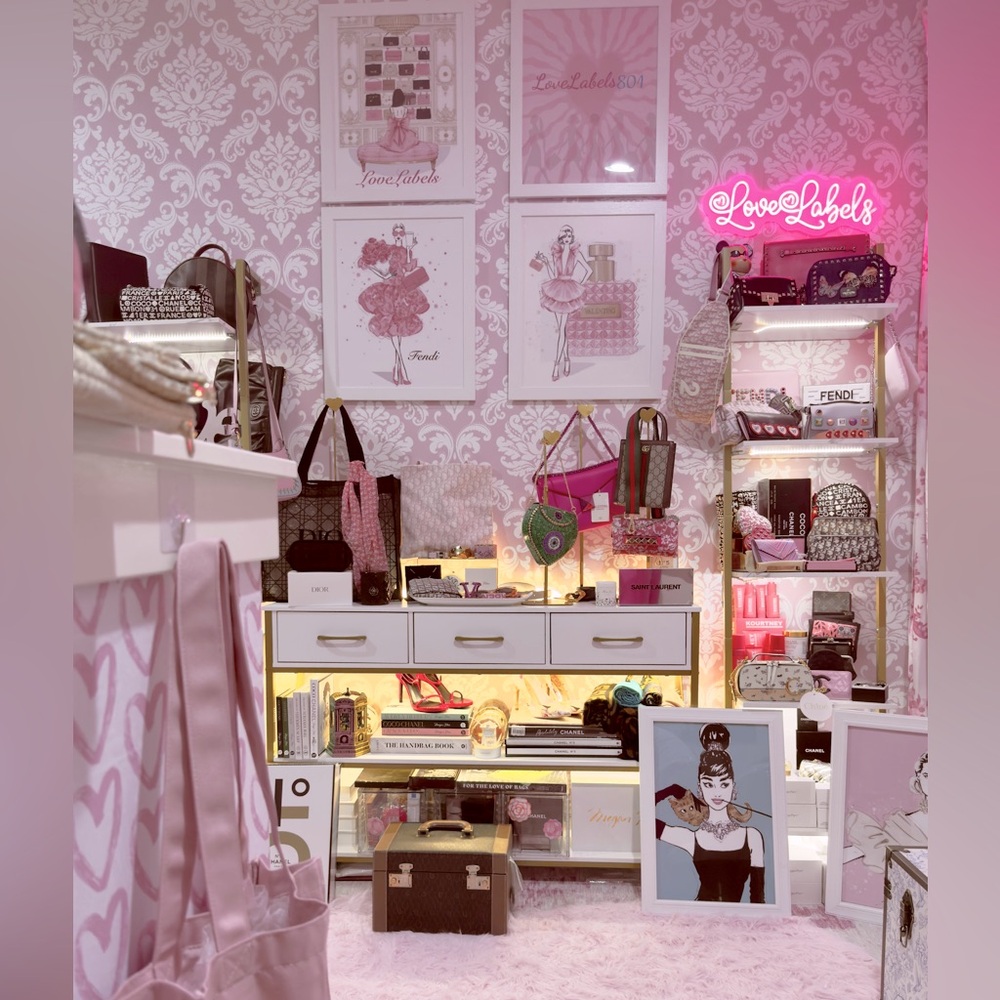 💝🛍️✨💕✨I’m Live Now ✨💕✨🛍️💝 - Picture 6 of 17